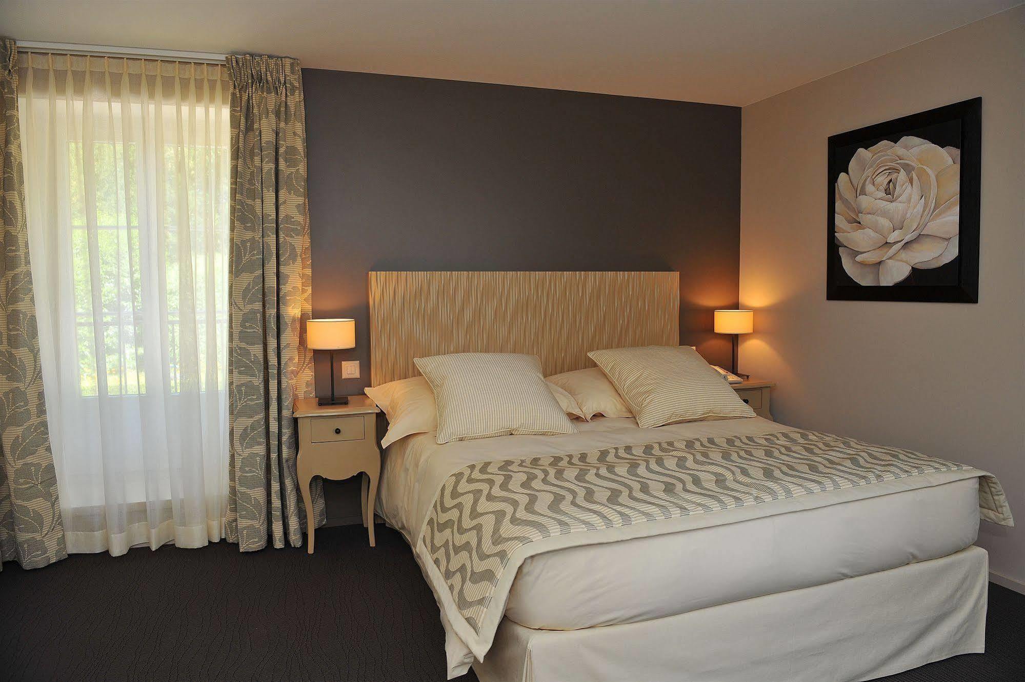 Hostellerie Le Petit Manoir Morges Habitación foto